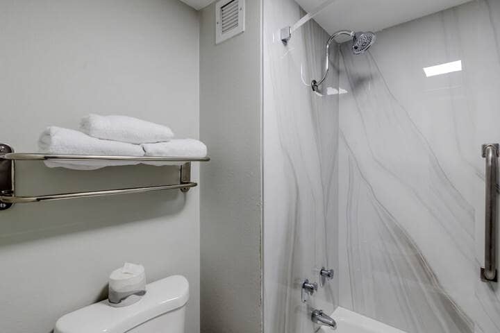 Room 22 of 41