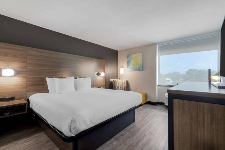 Room 12 of 41